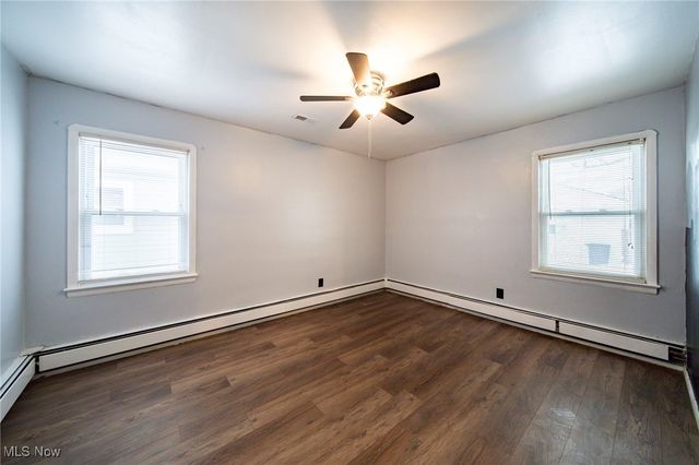 430 E 309th Street, Willowick, OH 44095