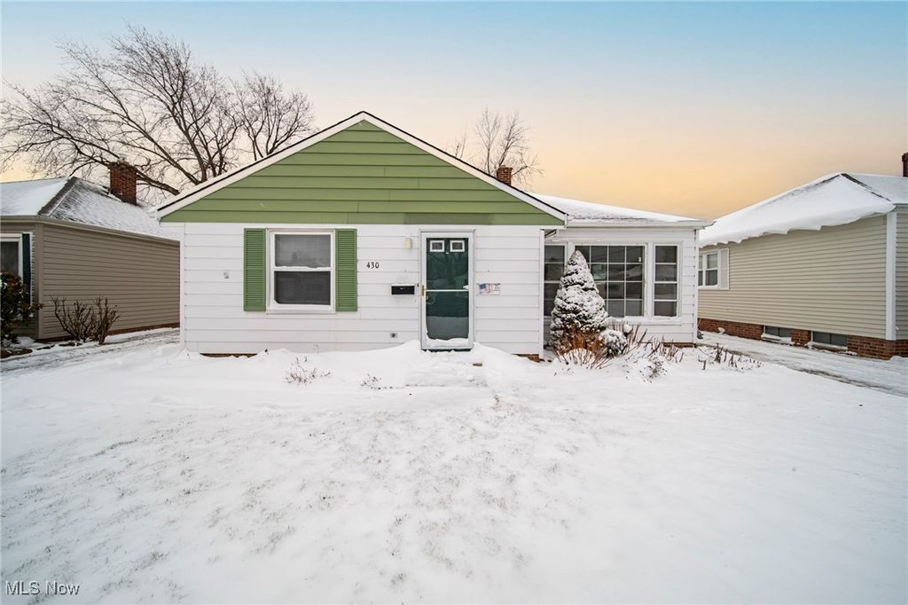 430 E 309th Street, Willowick, OH 44095