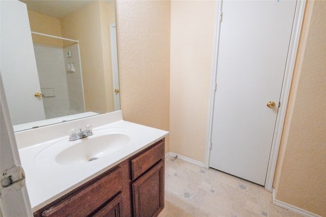 1616 Wind Star Way, Fort Worth, TX 76108