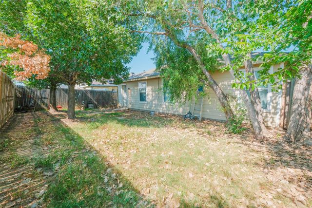 1616 Wind Star Way, Fort Worth, TX 76108