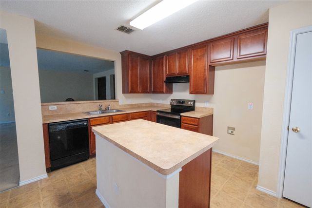 1616 Wind Star Way, Fort Worth, TX 76108