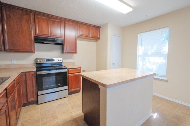 1616 Wind Star Way, Fort Worth, TX 76108