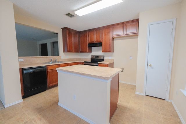 1616 Wind Star Way, Fort Worth, TX 76108