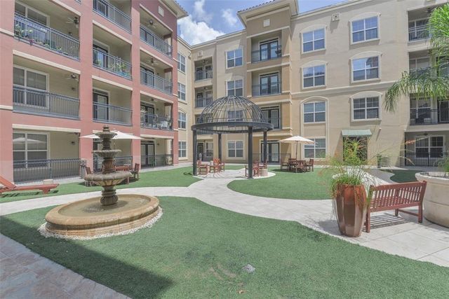 1711 Old Spanish Trail 419, Houston, TX 77054