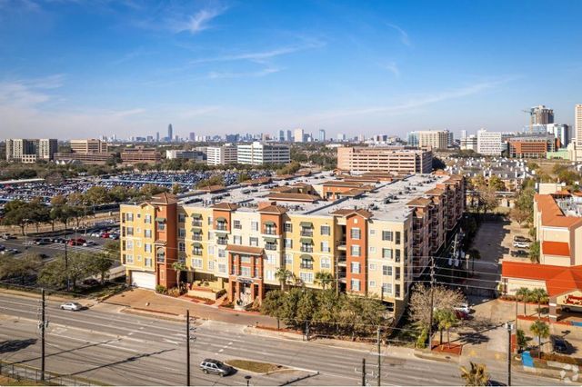 1711 Old Spanish Trail 419, Houston, TX 77054