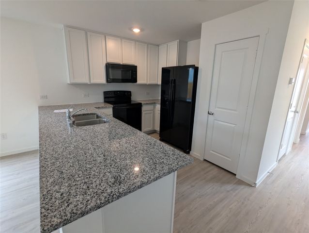 904 Wood Stork Way, Princeton, TX 75407