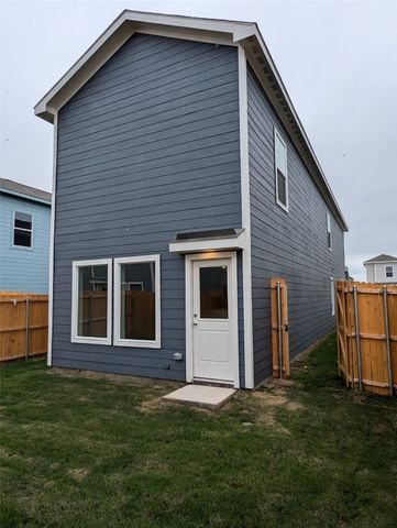 904 Wood Stork Way, Princeton, TX 75407