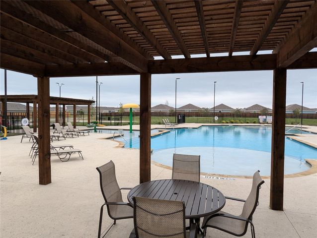 904 Wood Stork Way, Princeton, TX 75407