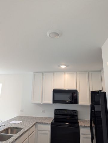 904 Wood Stork Way, Princeton, TX 75407