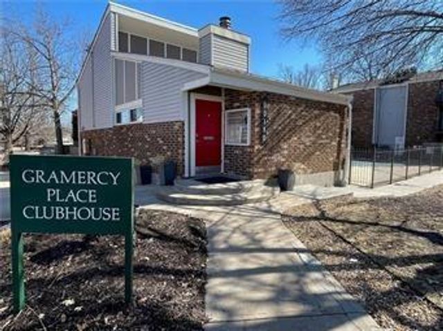 10106 W 96th Terrace D, Overland Park, KS 66212