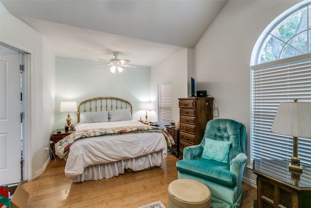 1051 Summit Park, Lewisville, TX 75077