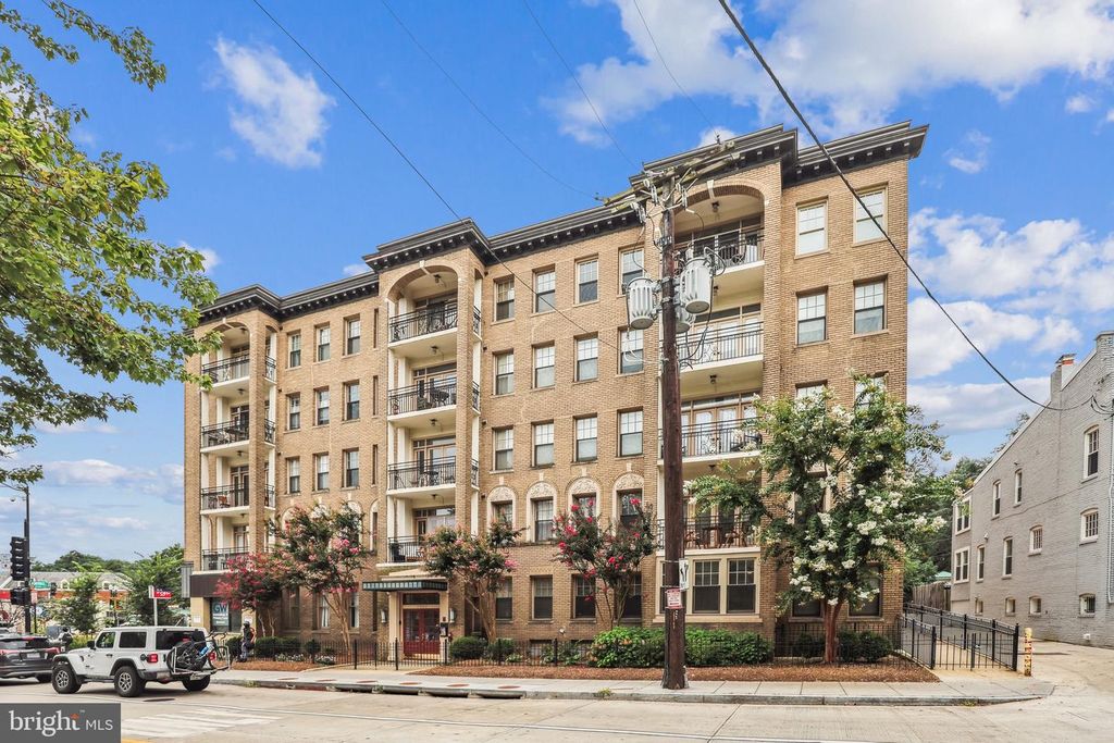 2902 PORTER ST NW #43, Washington, DC 20008