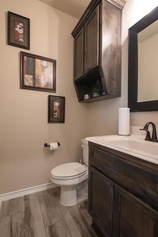 8000 Gold DR, Killeen, TX 76542