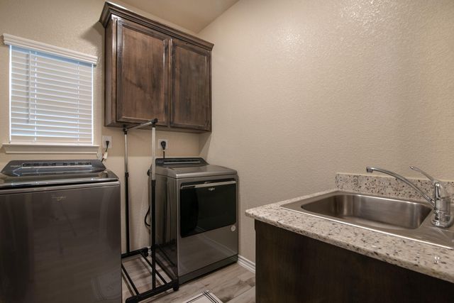 8000 Gold DR, Killeen, TX 76542