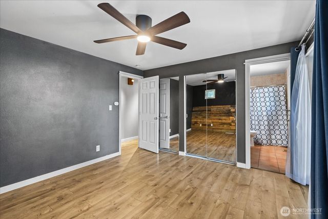 155 Mount Olympus Drive NW, Issaquah, WA 98027