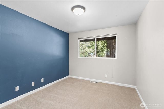 155 Mount Olympus Drive NW, Issaquah, WA 98027