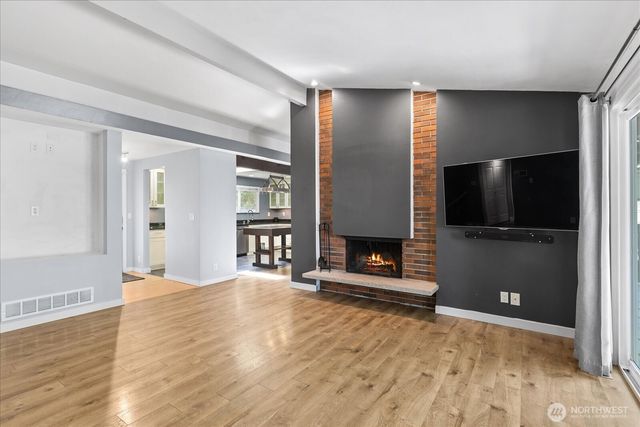 155 Mount Olympus Drive NW, Issaquah, WA 98027
