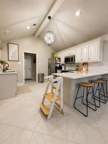 5828 101st Street, Lubbock, TX 79424