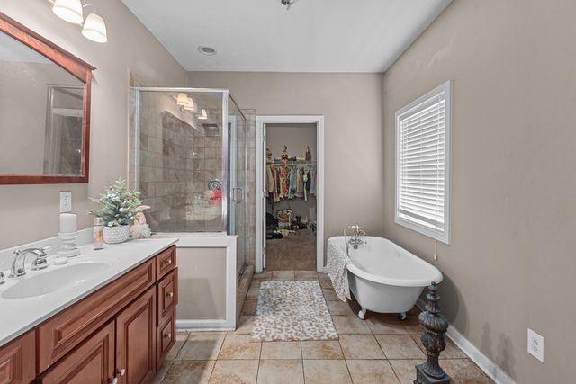 1400 Reffitt Road, Jeffersonville, KY 40337