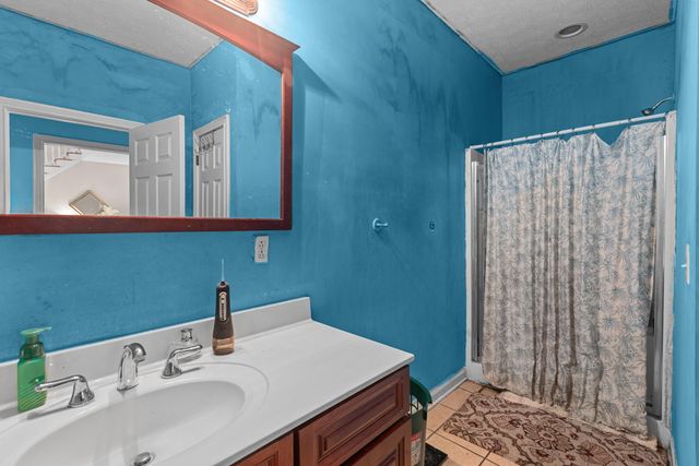 1400 Reffitt Road, Jeffersonville, KY 40337