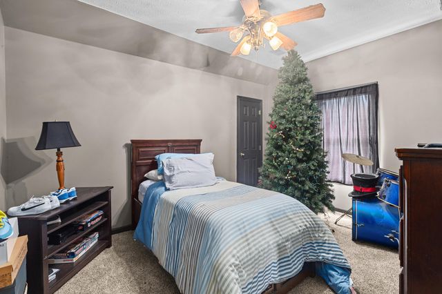 1400 Reffitt Road, Jeffersonville, KY 40337