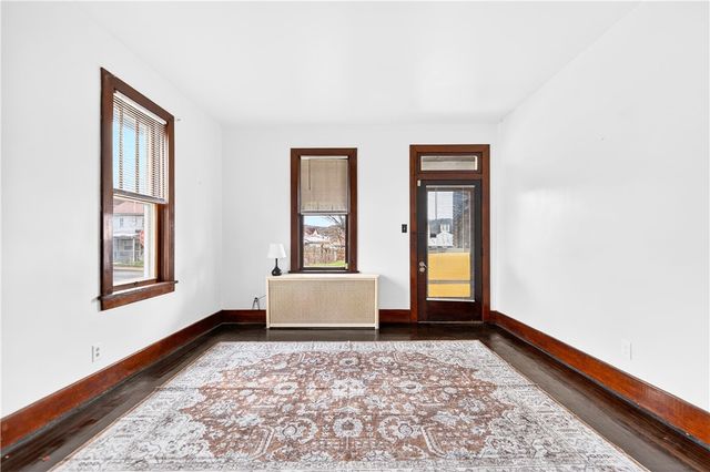 1404 Aetna St, Connellsville, PA 15425