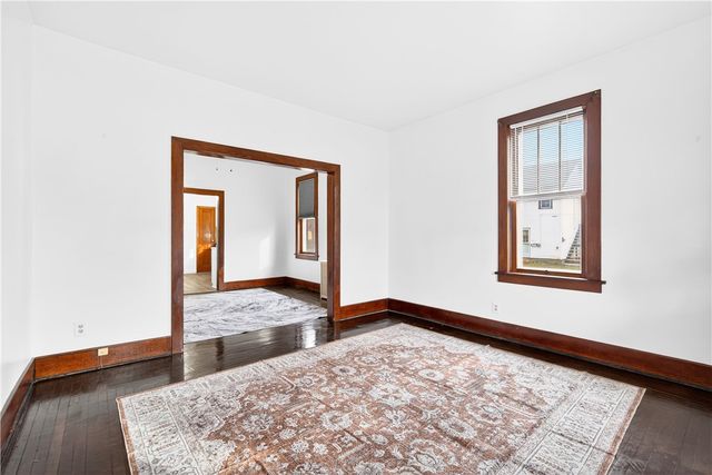 1404 Aetna St, Connellsville, PA 15425