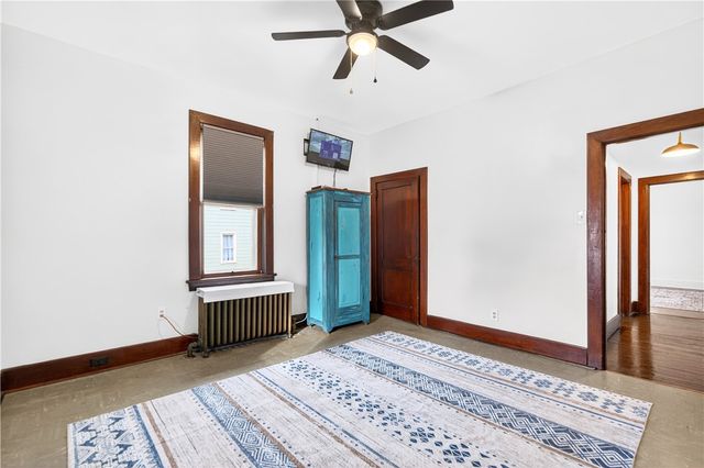 1404 Aetna St, Connellsville, PA 15425