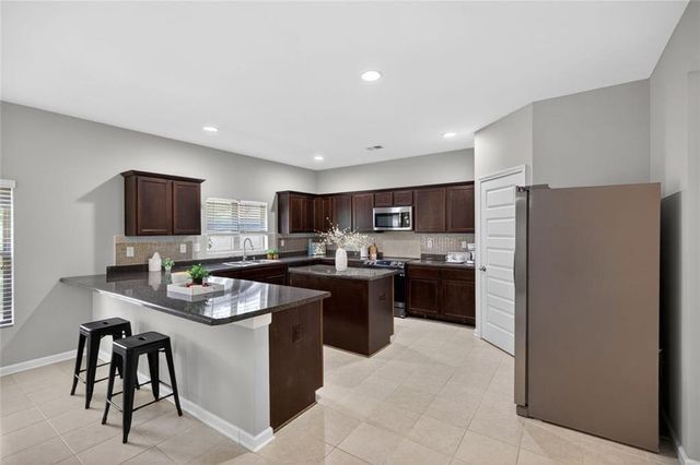 311 Hillcrest Court, Hampton, GA 30228