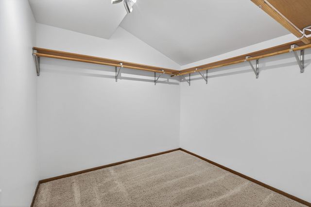 8150 Brookside Drive 204, Palos Park, IL 60464