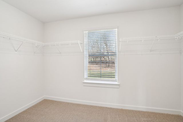 2360 Woodmeadow Dr, Clarksville, TN 37043