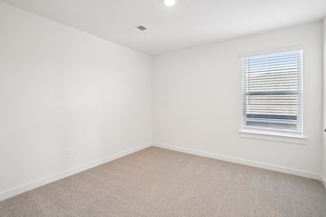 2360 Woodmeadow Dr, Clarksville, TN 37043