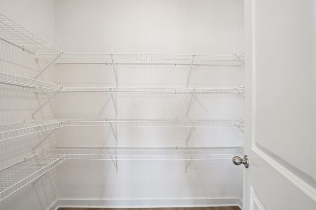 2360 Woodmeadow Dr, Clarksville, TN 37043