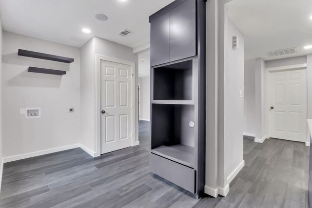 1310 Elmwood Boulevard, Dallas, TX 75224