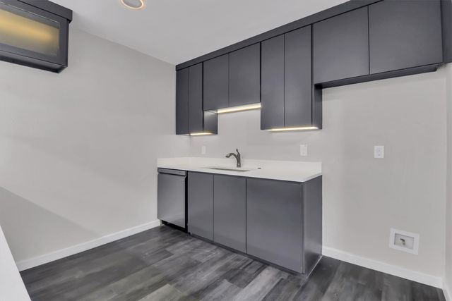 1310 Elmwood Boulevard, Dallas, TX 75224