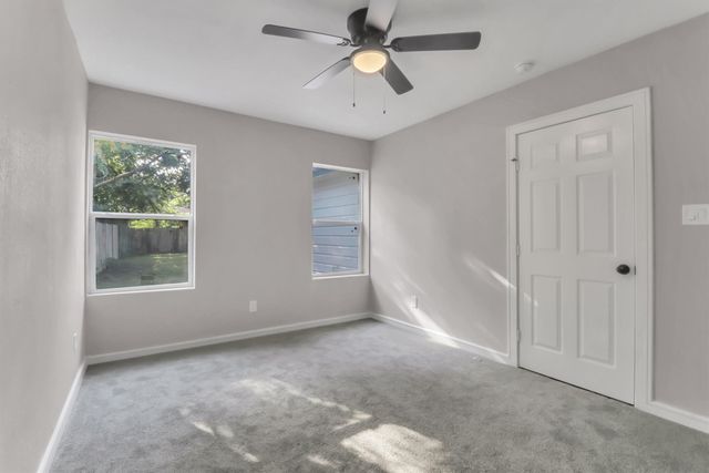 1310 Elmwood Boulevard, Dallas, TX 75224