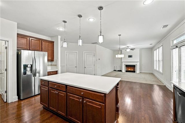 947 Halletts Peak Place, Lawrenceville, GA 30044