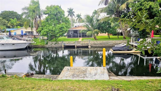 3337 SW 44th Ct, Dania Beach, FL 33312