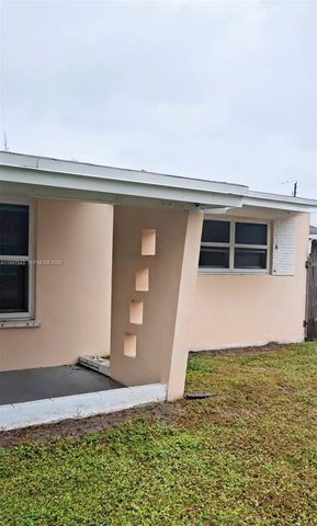 3337 SW 44th Ct, Dania Beach, FL 33312