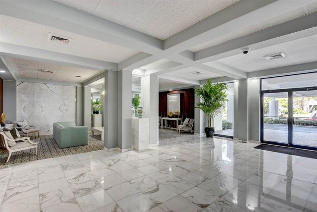 2860 S Ocean Boulevard 514, Palm Beach, FL 33480
