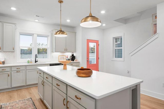 839 Central Park Drive, Raleigh, NC 27604