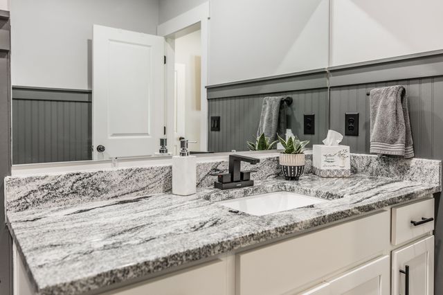 1885 Woodruff Ave, Greenbrier, TN 37073