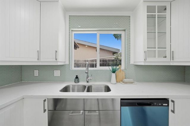 13641 Carriage Road, Poway, CA 92064