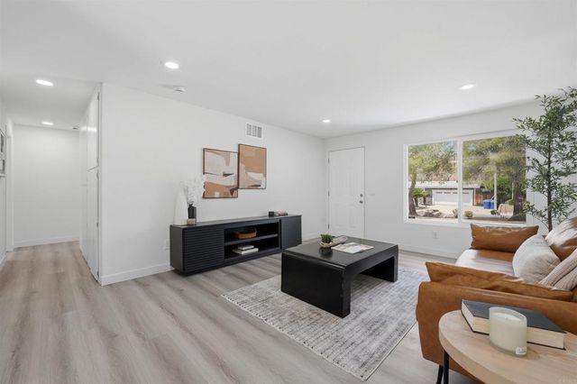 13641 Carriage Road, Poway, CA 92064