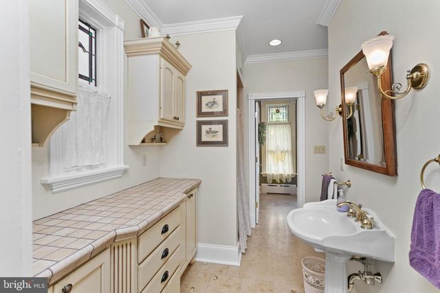 35 N MAIN STREET, Allentown, NJ 08501
