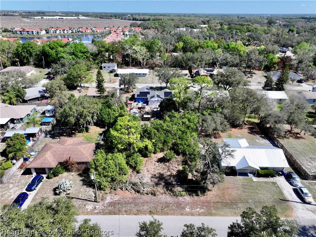 3320 Dolphin Drive, Sebring, FL 33870