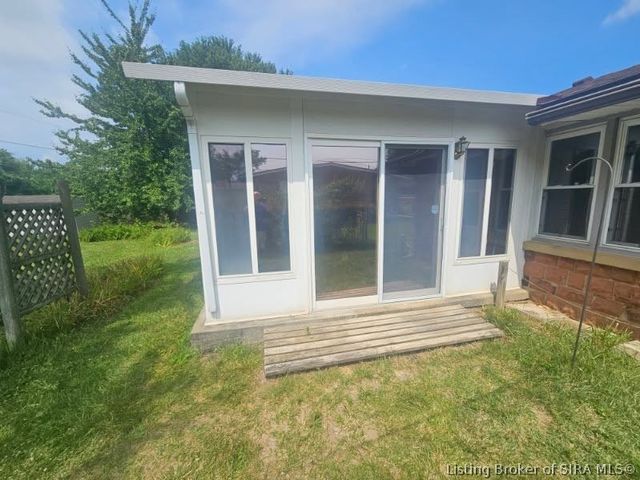 217 Wildwood Drive, Madison, IN 47250