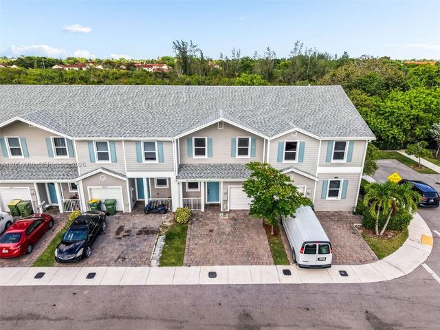 1871 SE 9th Terrace, Homestead, FL 33034