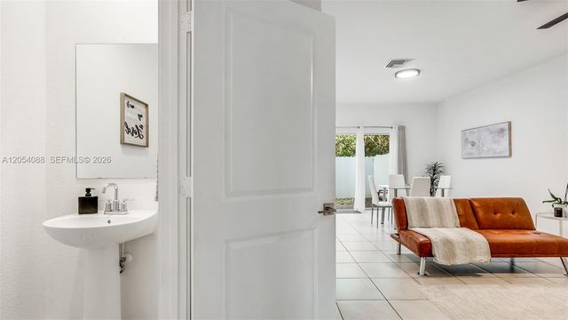 1871 SE 9th Terrace, Homestead, FL 33034
