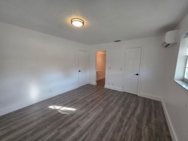 718 Whippoorwill Lane, Delray Beach, FL 33445